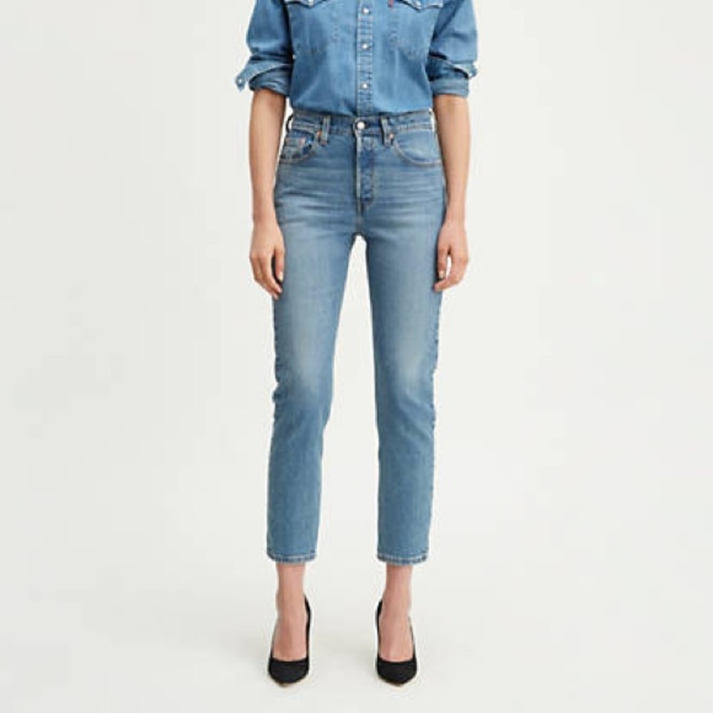 LEVIS 501 ORIGINAL CROPPED STRETCH WOMENS JEANS